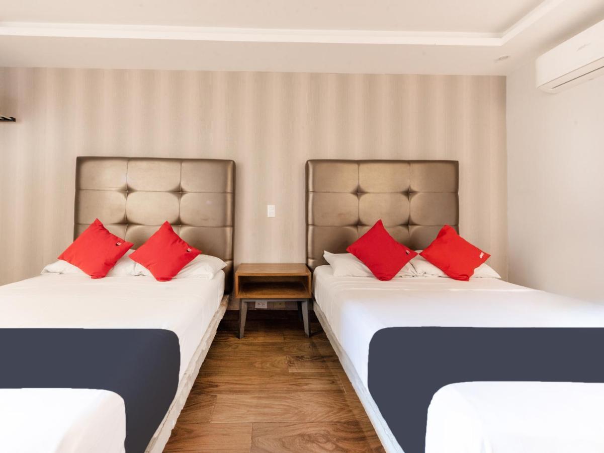 Hotel 202 Монтерей Екстериор снимка